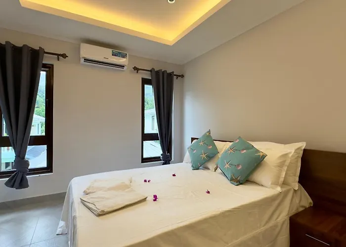 Palm Self Catering *